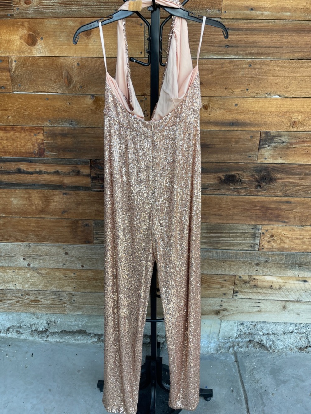 Elegant Gold Sequin Halter Jumpsuit - Picture 7 of 7